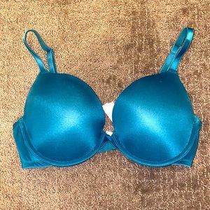 NWOT VS Pink wear everywhere pushup